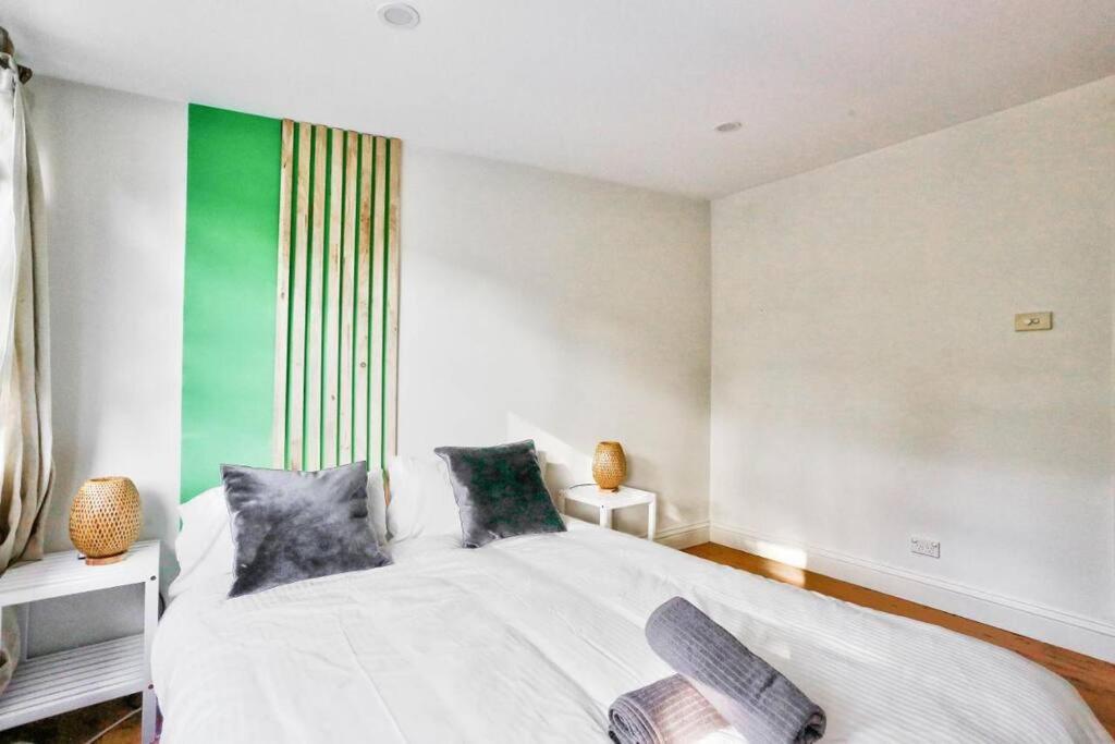 Cosy 3 Bedroom House Chippendale Newtown Sydney